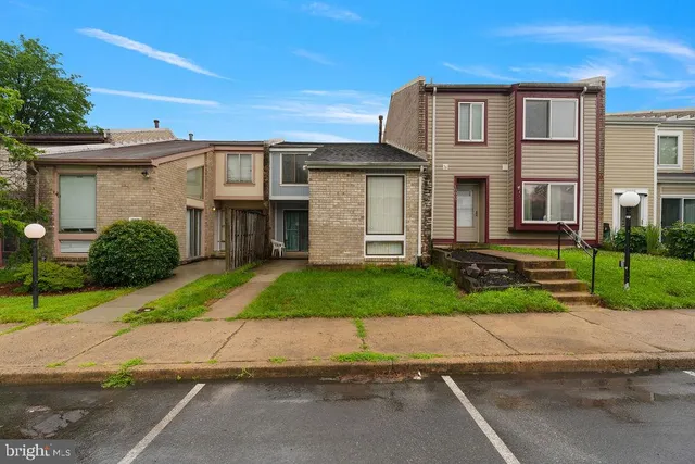 $366,900 | 10805 Violet Court, Manassas, VA 20109