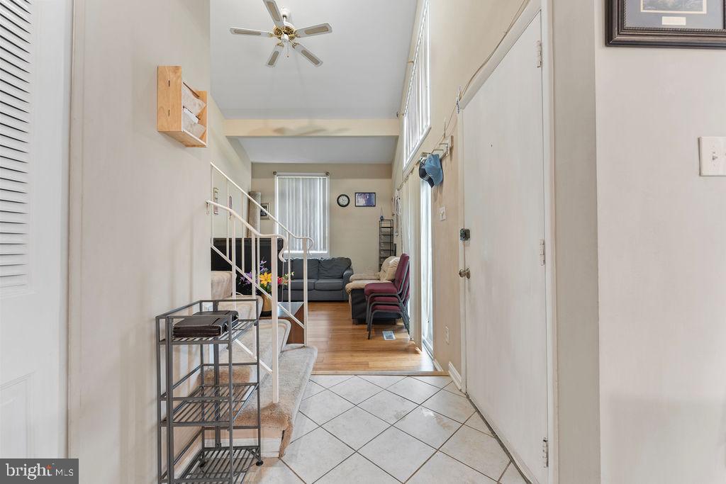 10805 Violet Court Manassas, VA 20109 - Photo 9 of 33