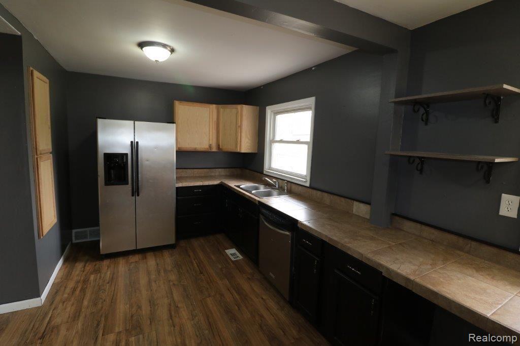 1696 Bowers Road Lapeer, MI 48446 - Photo 10 of 19 IMG_9756.jpg