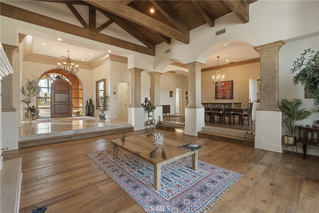 14725 Rancho Santa Fe Farms Road Rancho Santa Fe, CA 92067 - Photo 10 of 36