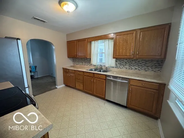 $204,000 | Undisclosed Address, Shelbyville, IN 46176