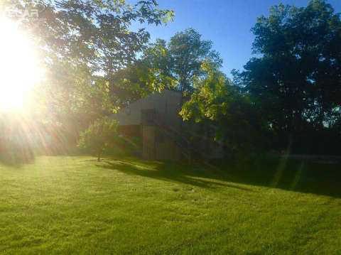 10284 Fenton Road Fenton, MI 48430 - Photo 10 of 32 20441817-9.JPG