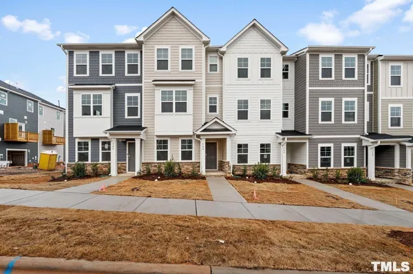 $2,050 | 742 Cormiche Lane, Wake Forest, NC 27587