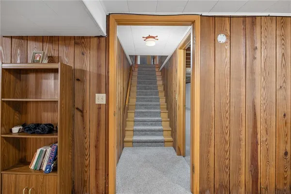 $304,900 | 301 North 5th Street, Savannah, MO 64485