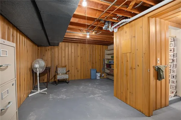 $304,900 | 301 North 5th Street, Savannah, MO 64485