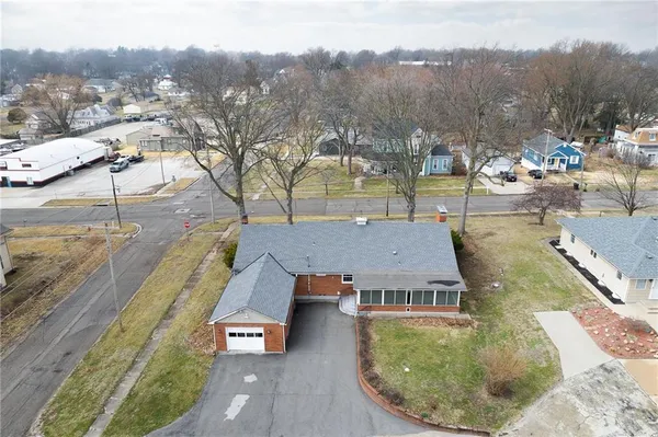 $304,900 | 301 North 5th Street, Savannah, MO 64485