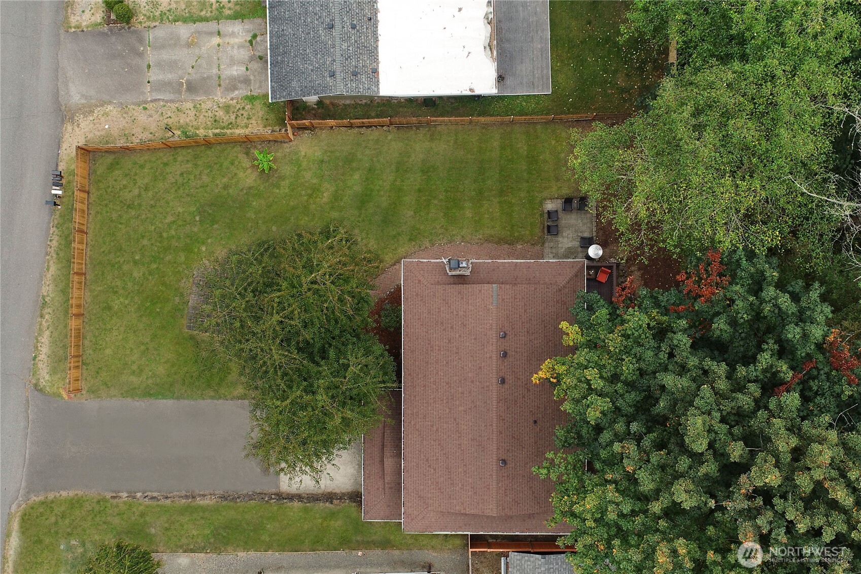 4237 South 326th Place Federal Way, WA 98001 - Photo 23 of 24 an aerial view of a house with a yard