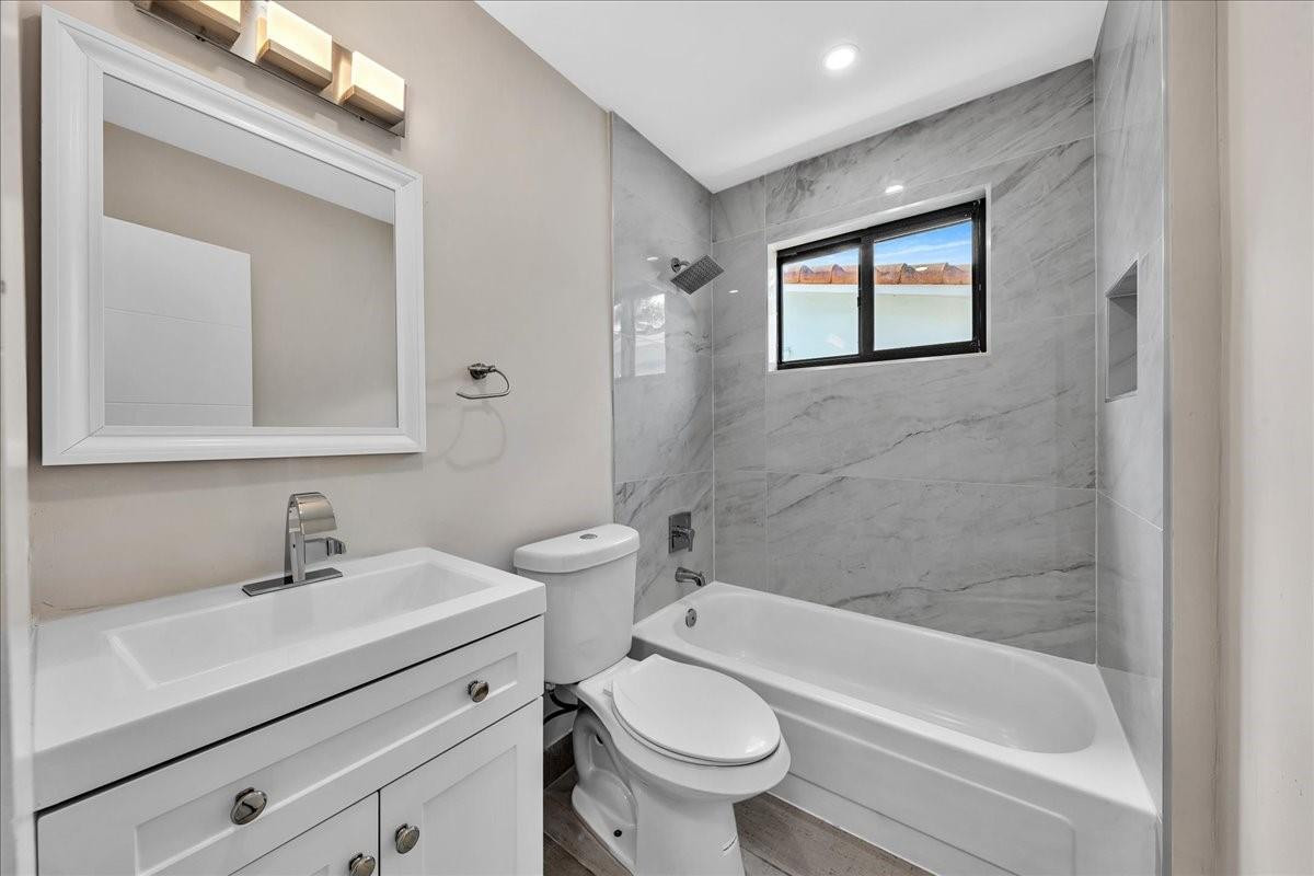 1004 Johnson Street Hollywood, FL 33019 - Photo 25 of 48 Photo 25