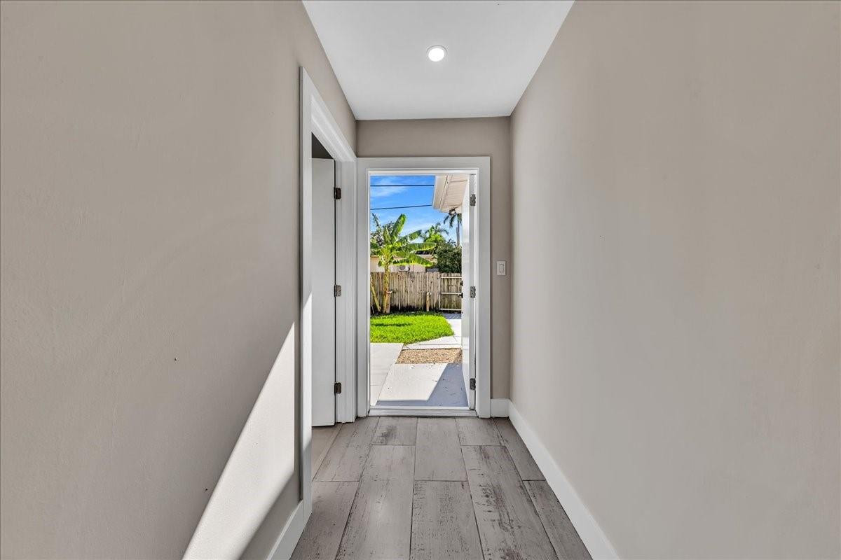 1004 Johnson Street Hollywood, FL 33019 - Photo 37 of 48 Photo 37