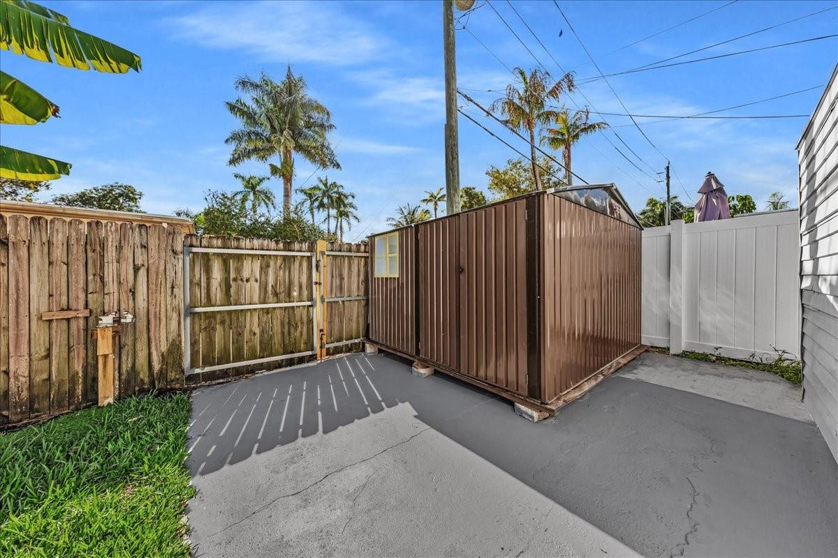 1004 Johnson Street Hollywood, FL 33019 - Photo 47 of 48 Photo 47