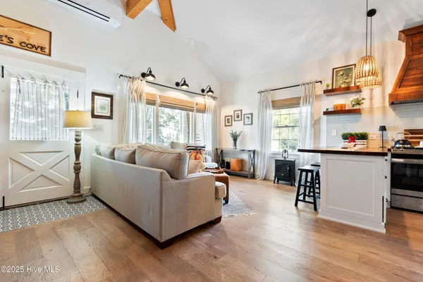 $470,000 | 204 Lakeshore Drive, Lake Waccamaw, NC 28450