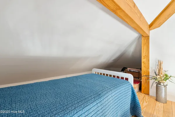 $470,000 | 204 Lakeshore Drive, Lake Waccamaw, NC 28450