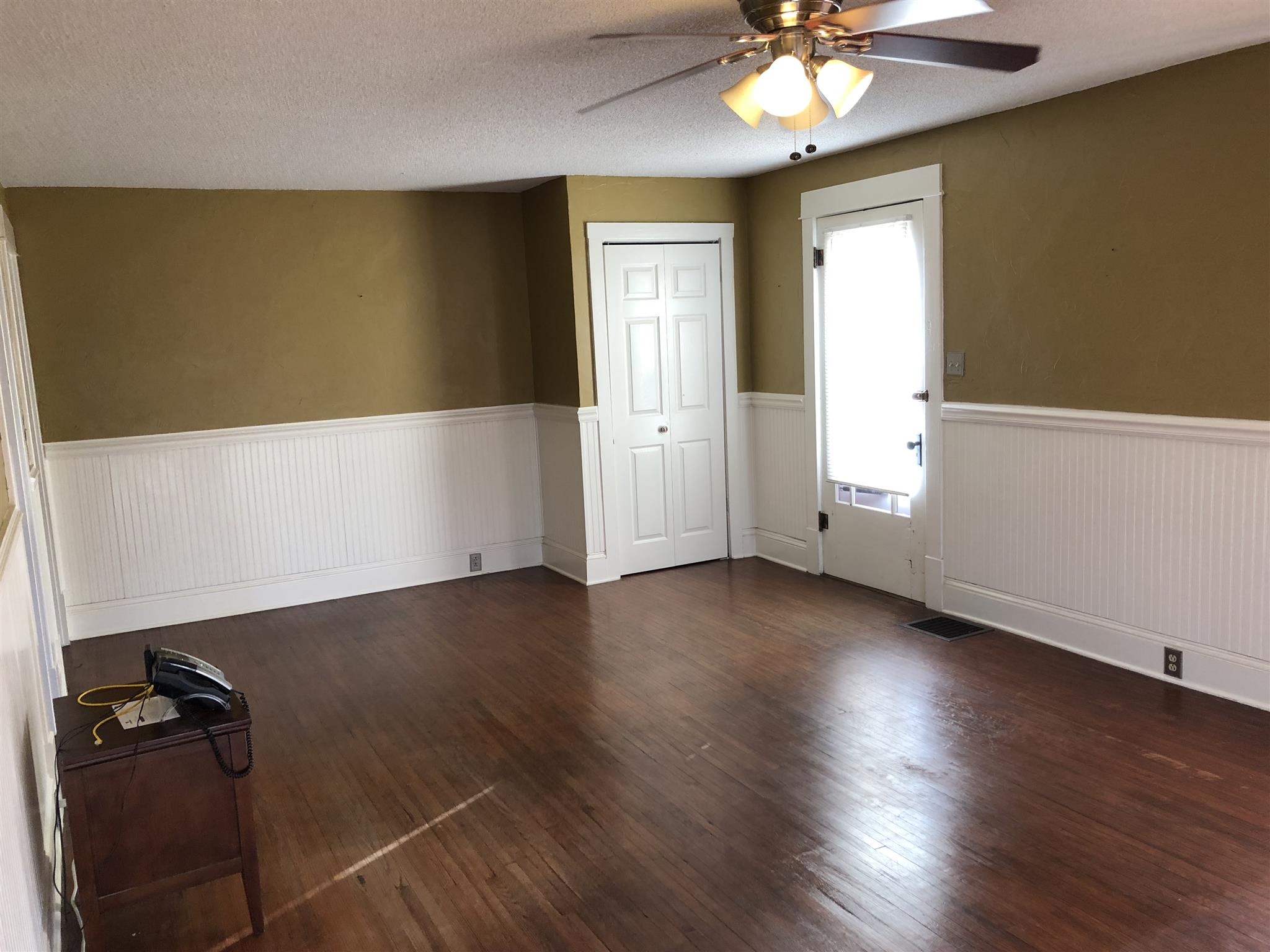 120 Buffalo Road Lawrenceburg, TN 38464 - Photo 5 of 20 LIVING ROOM - GORGEOUS ORIGINAL HARDWOOD!