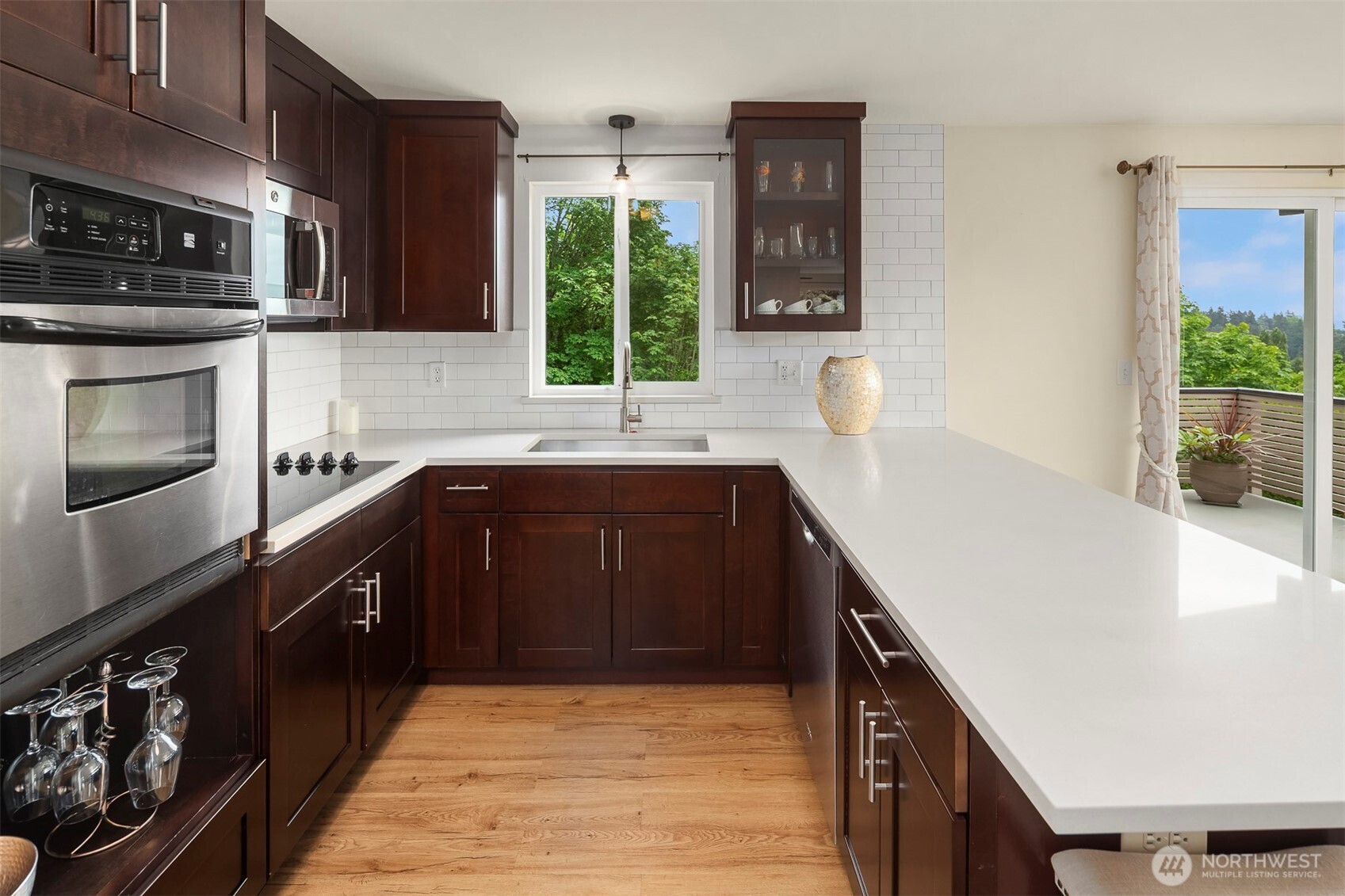 1401 Southwest 137th Street Burien, WA 98166 - Photo 14 of 40