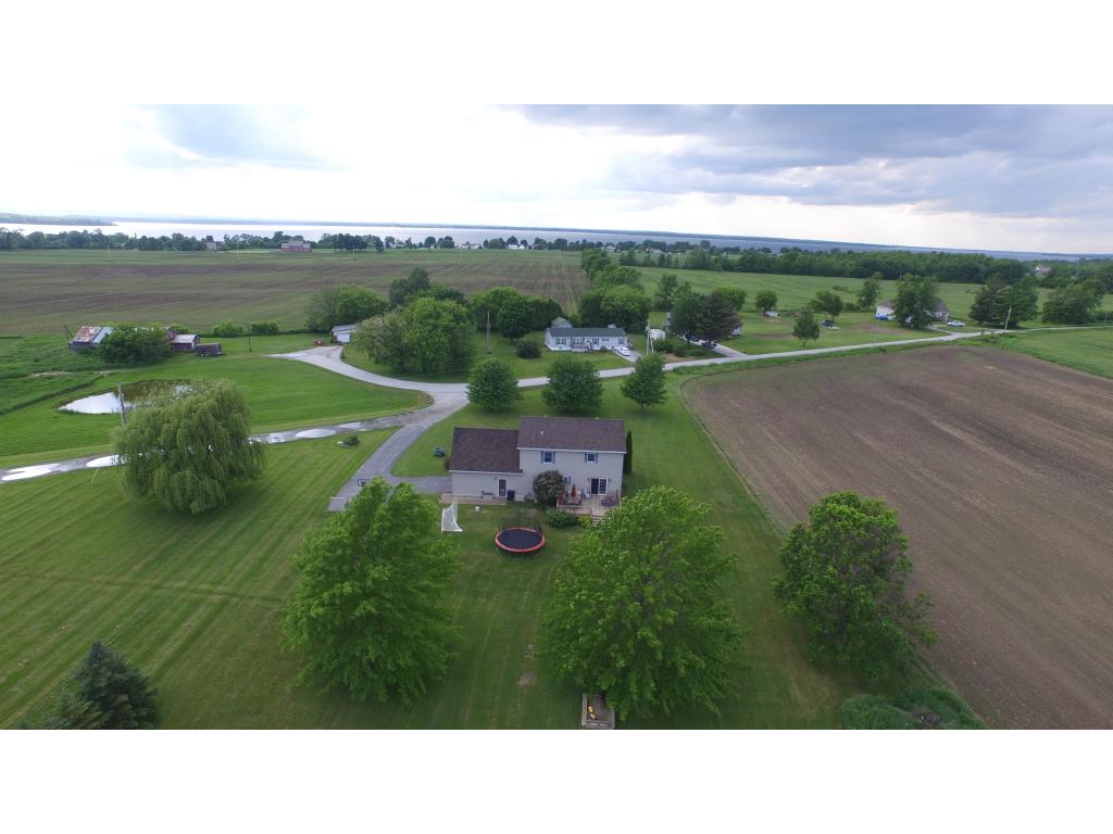 545 Perry Road St. Albans Town, VT 05488 - Photo 3 of 11