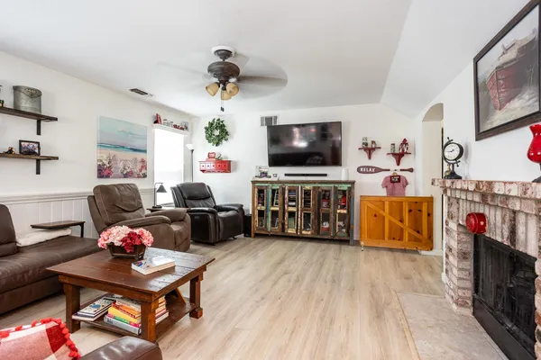 $680,000 | 1000 Alden Glen Drive, Tracy, CA 95376