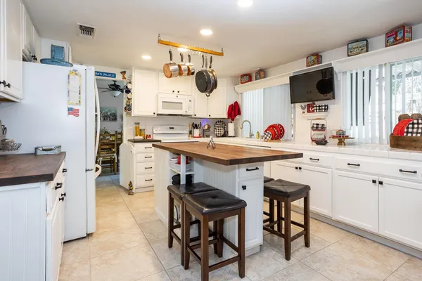 $680,000 | 1000 Alden Glen Drive, Tracy, CA 95376
