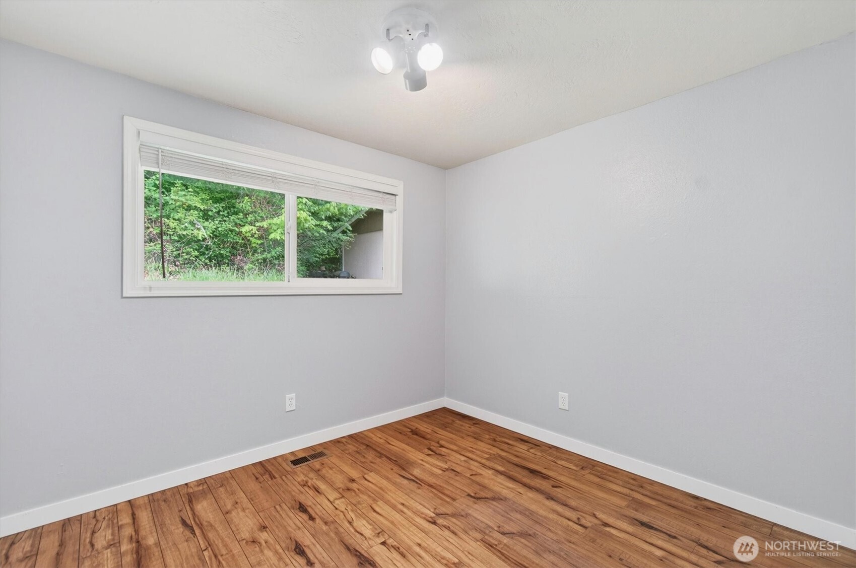 354 Carroll Road Kelso, WA 98626 - Photo 16 of 27 Gallery Image 16