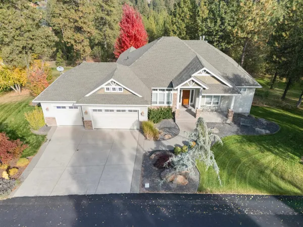 $819,500 | 13821 East Bellessa Lane, Spokane Valley, WA 99206