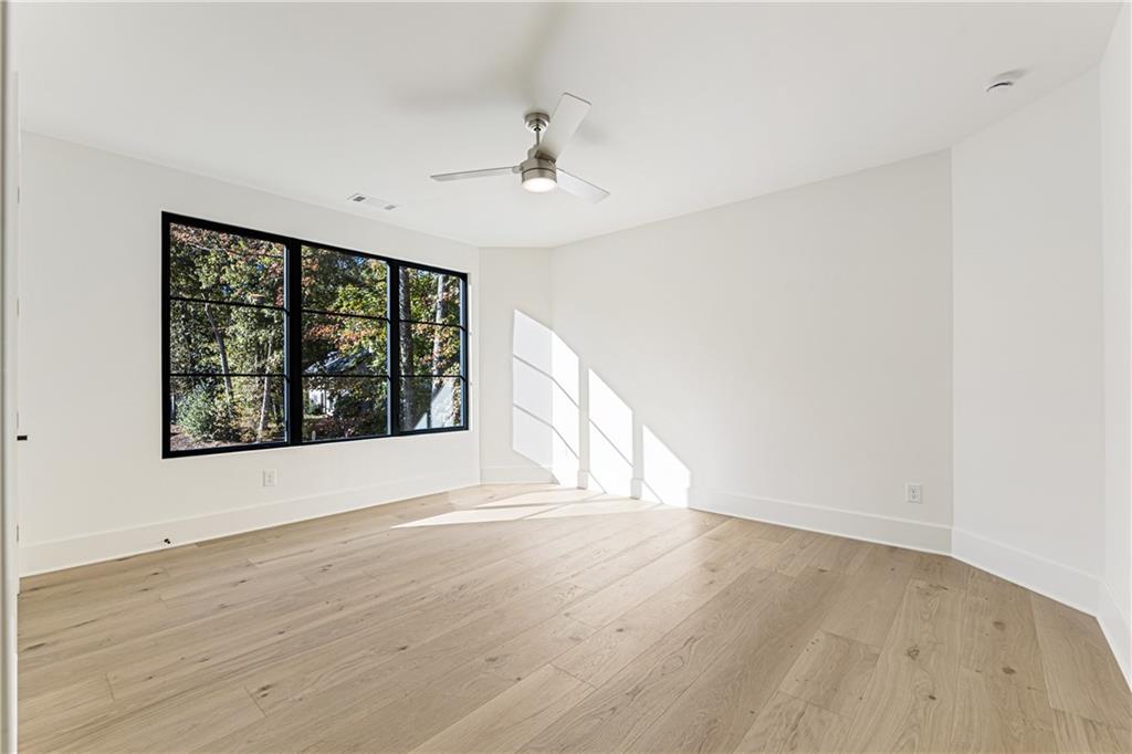 141 N Trace Alpharetta, GA 30009 - Photo 52 of 92
