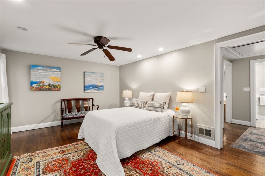 11 Oak Street, Unit 16 Wellesley, MA 02482 - Photo 13 of 27