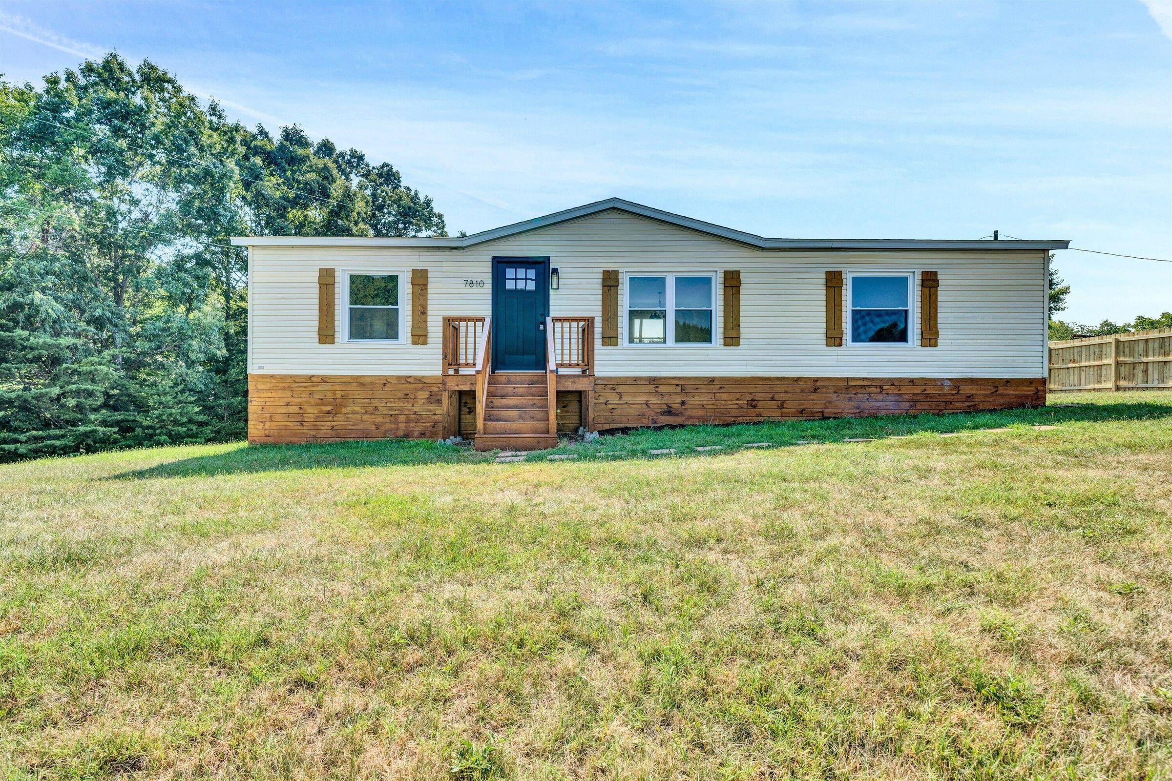 7810 Edwardsville Road Hardy, VA 24101 - Photo 2 of 37 20240716131715148844000000-o (1)