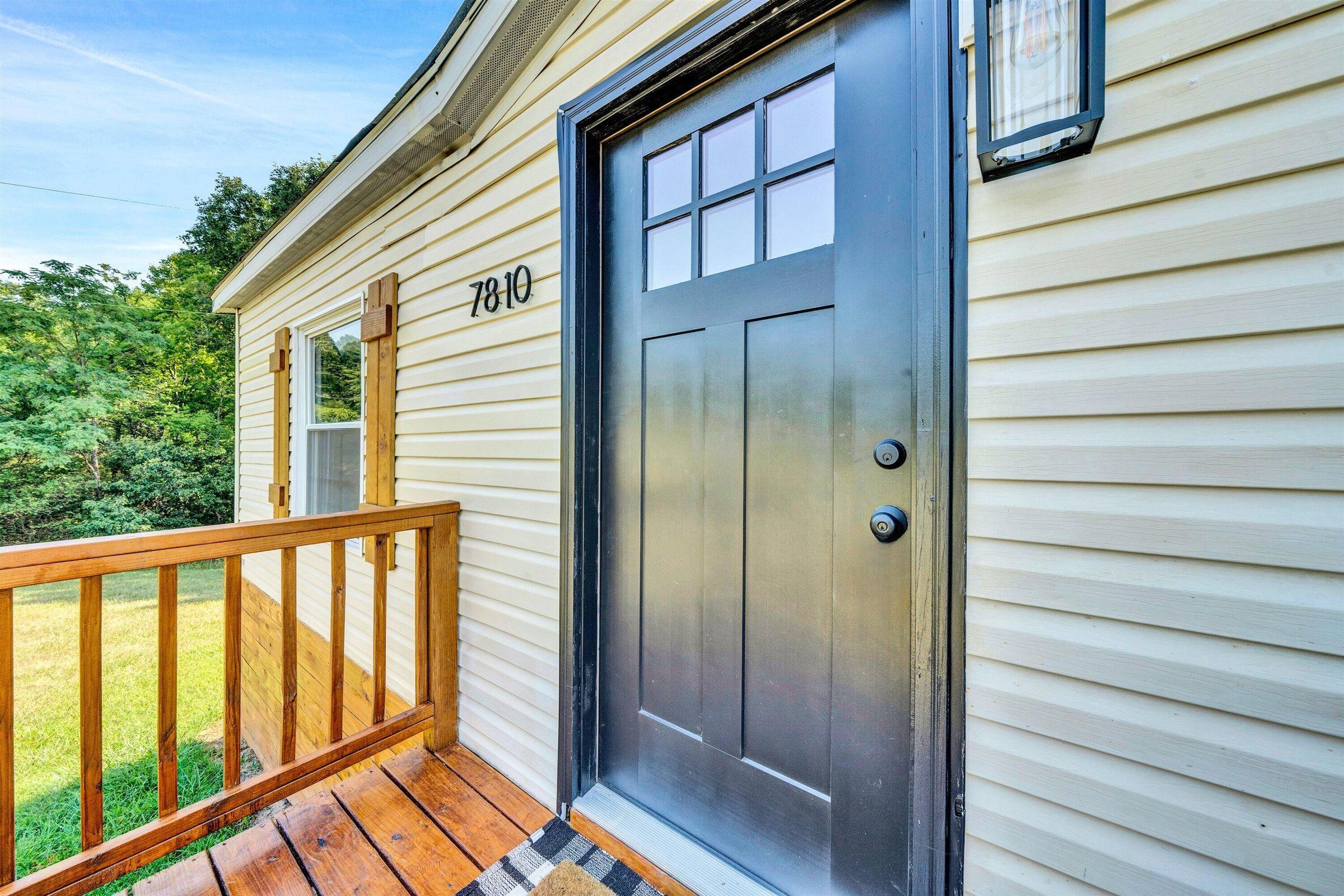 7810 Edwardsville Road Hardy, VA 24101 - Photo 4 of 37 20240716131738940887000000-o