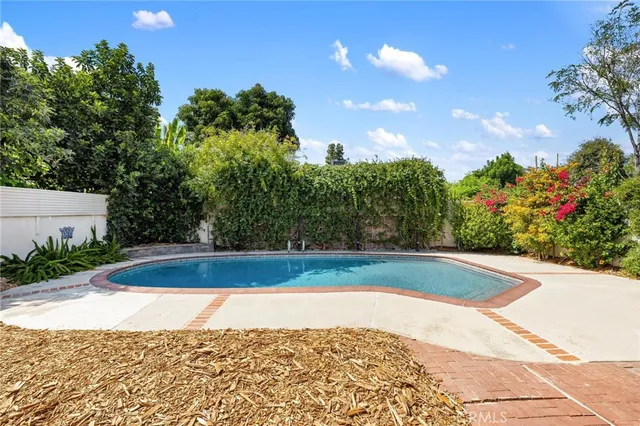 $899,950 | 7459 Vanalden Avenue, Reseda, CA 91335