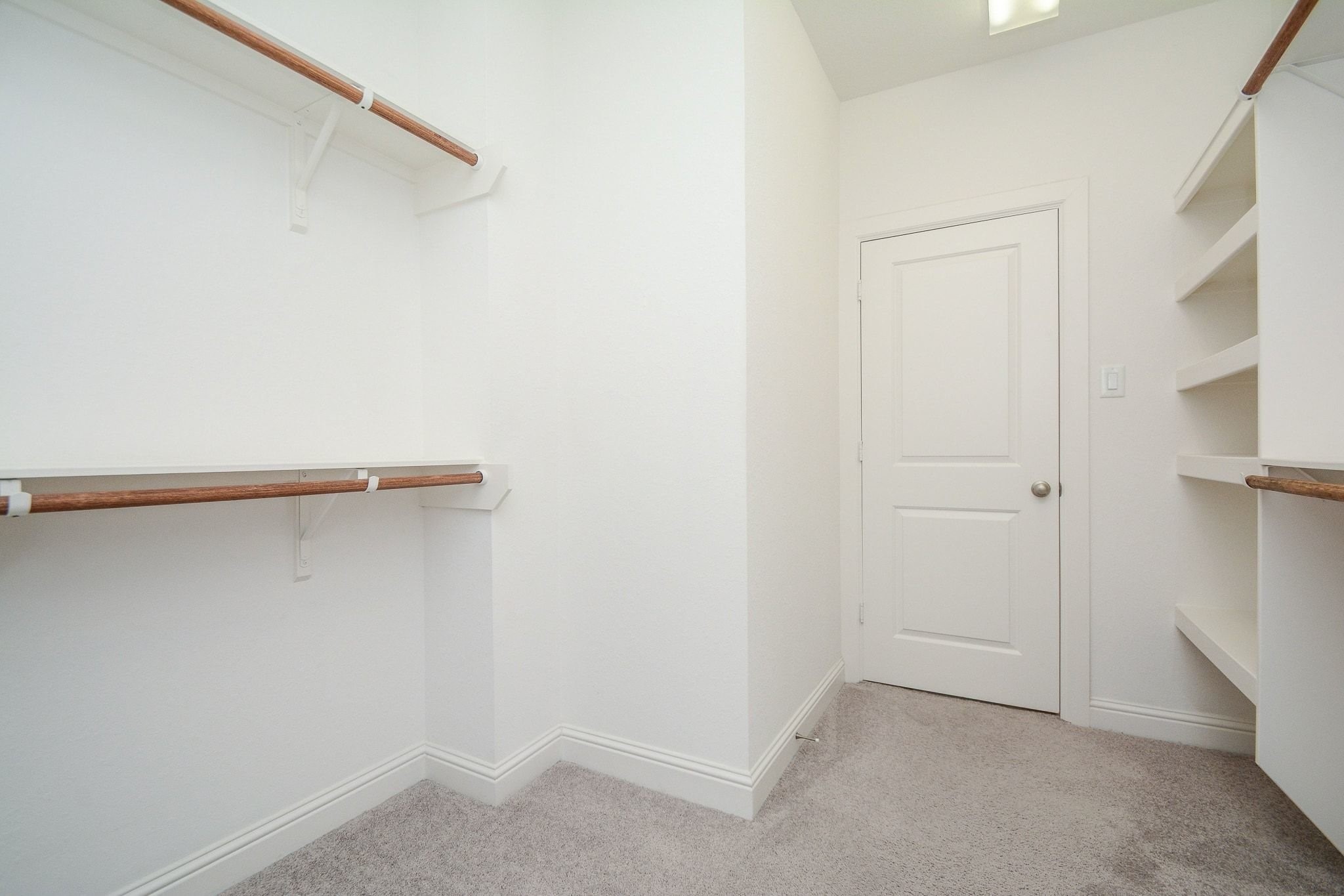 1407 Arkley Way Houston, TX 77055 - Photo 25 of 41 a view of room