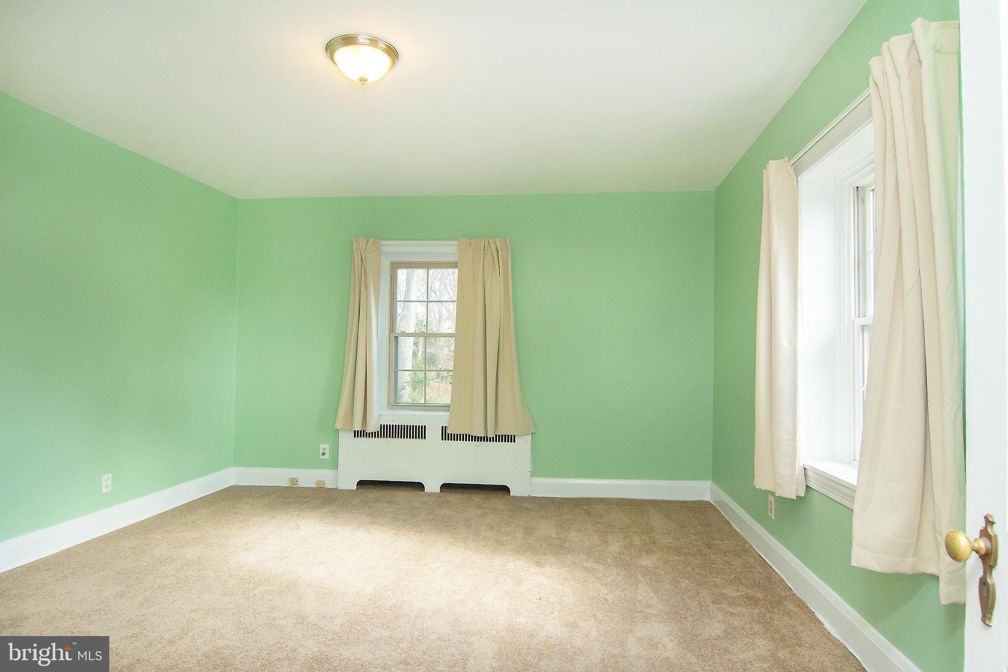 8 Center Road Towson, MD 21286 - Photo 27 of 47