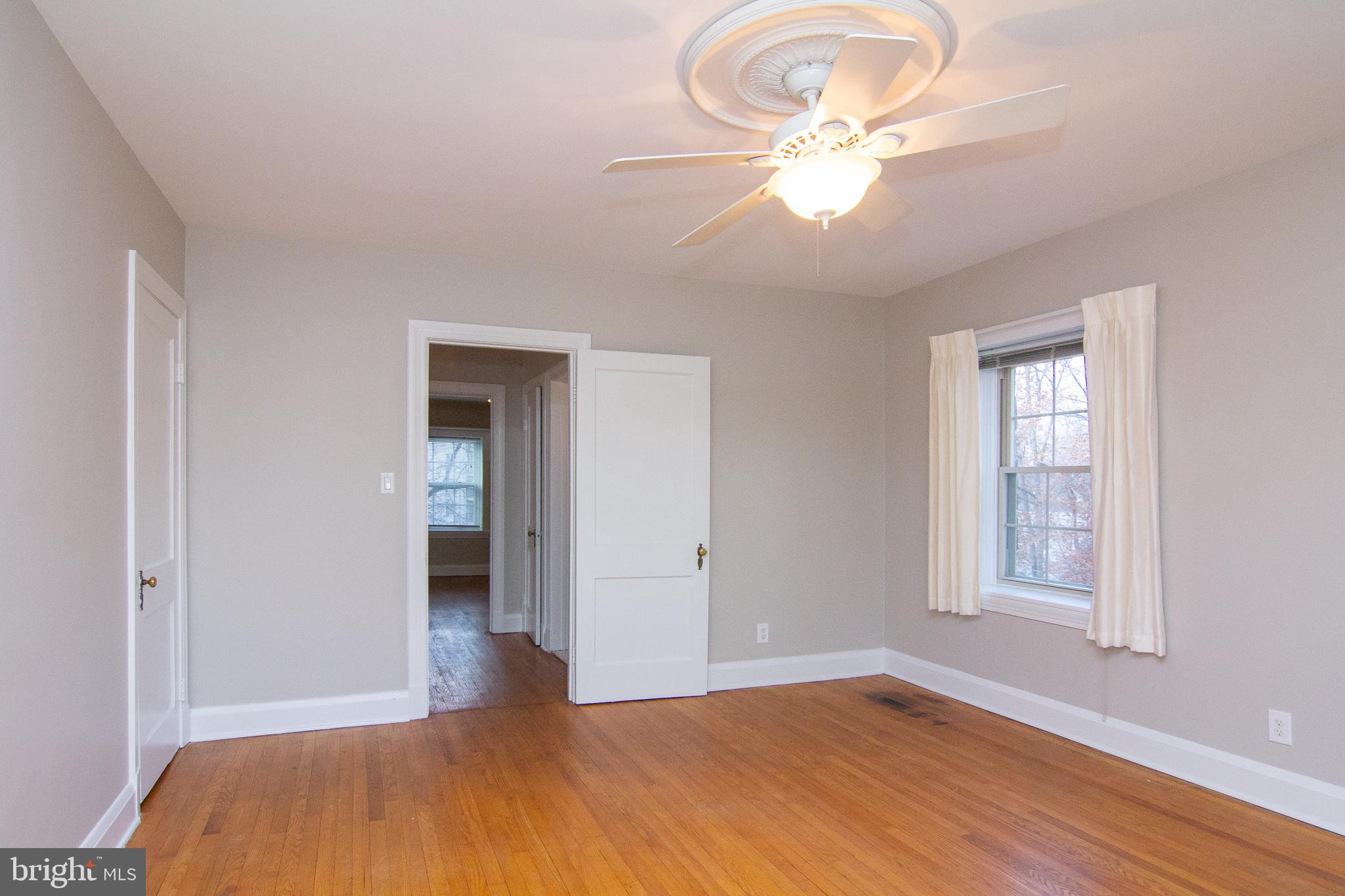 8 Center Road Towson, MD 21286 - Photo 29 of 47