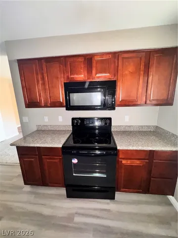 $1,145 | 4450 Sandy River Drive, Unit 90, Las Vegas, NV 89103