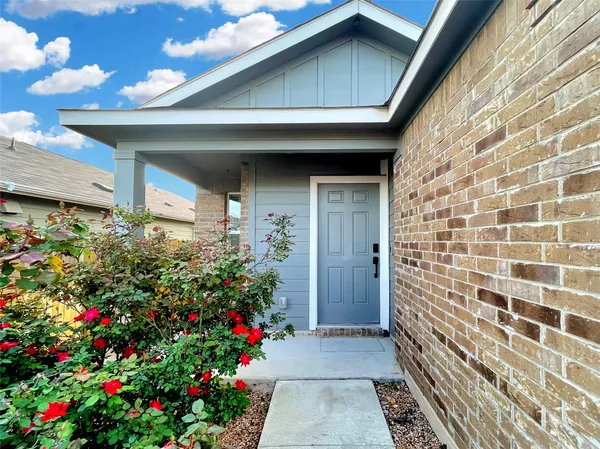 $1,700 | 353 Bronco Billy Drive, Jarrell, TX 76537