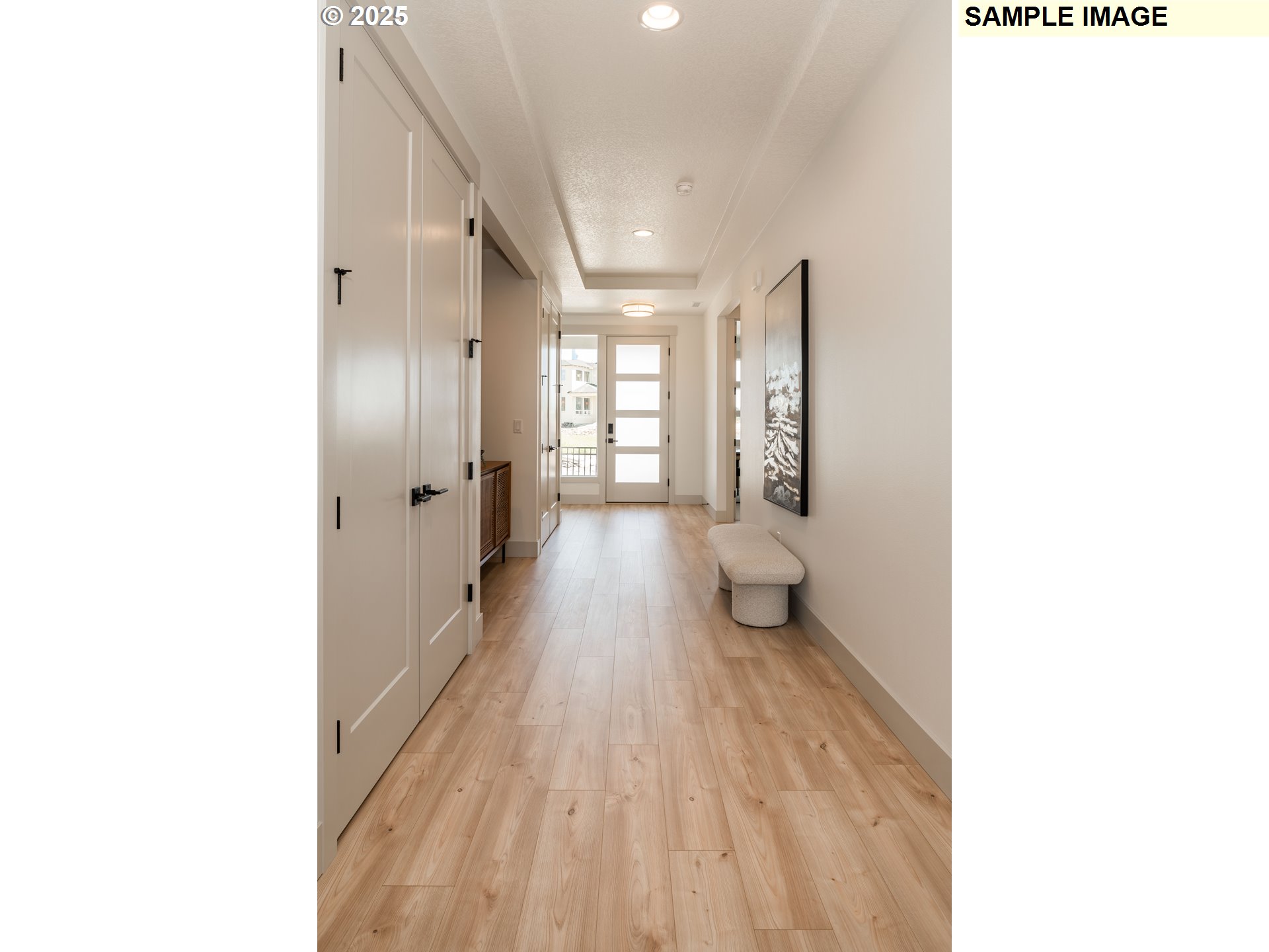 4209 North 12th Way Ridgefield, WA 98642 - Photo 3 of 14 Entrance/Foyer