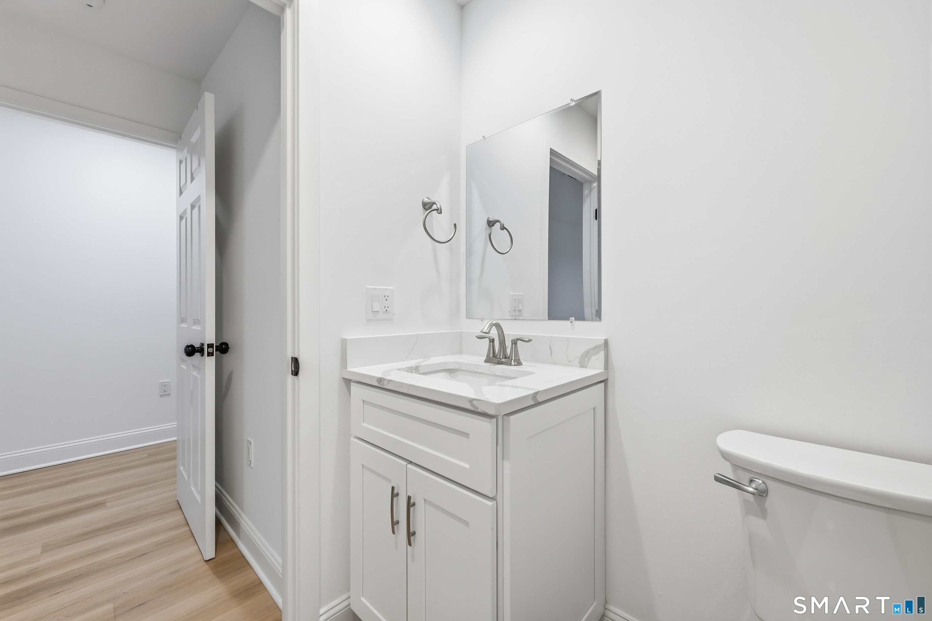 33 Main Street, Unit 24 Meriden, CT 06451 - Photo 17 of 28