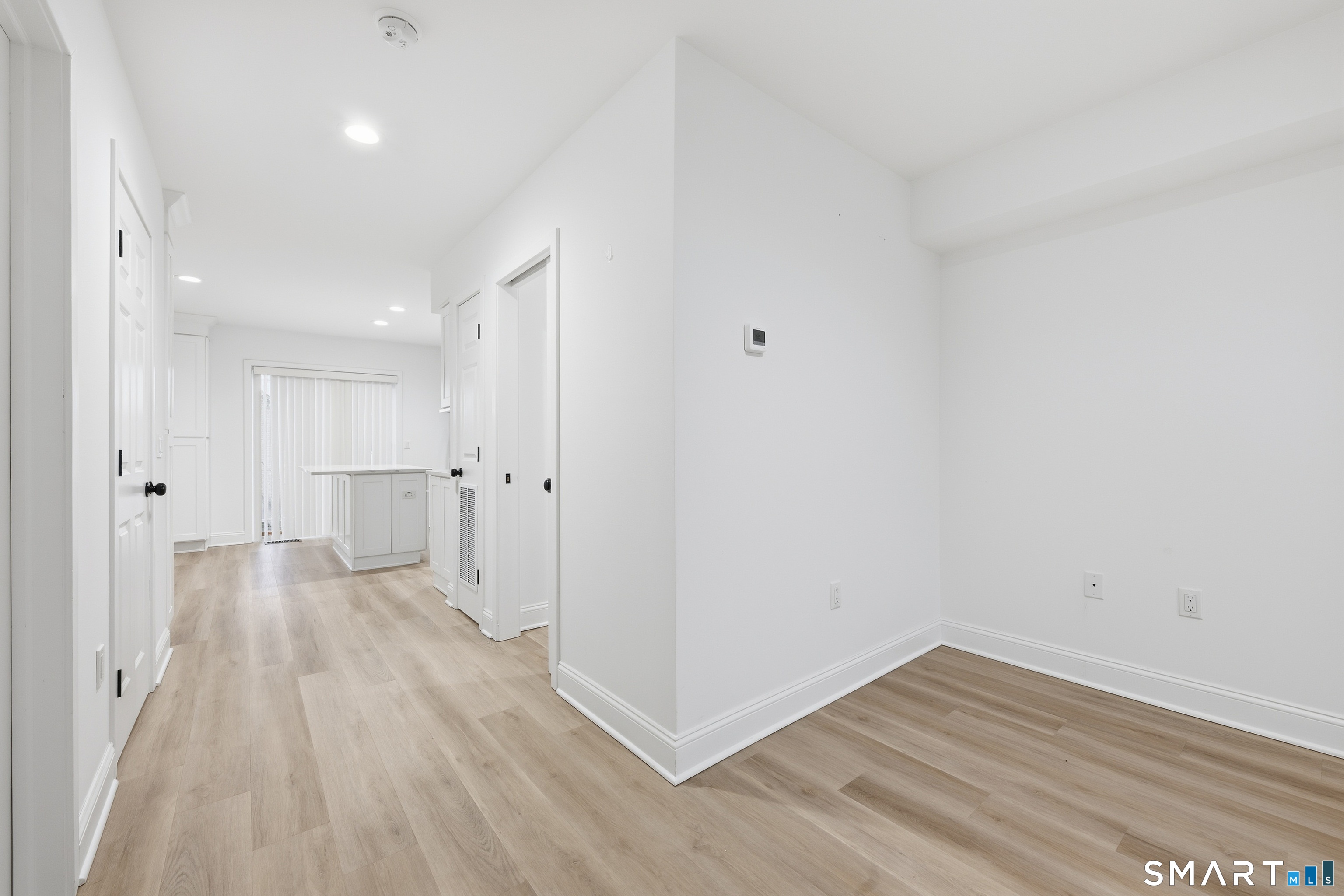 33 Main Street, Unit 24 Meriden, CT 06451 - Photo 4 of 28