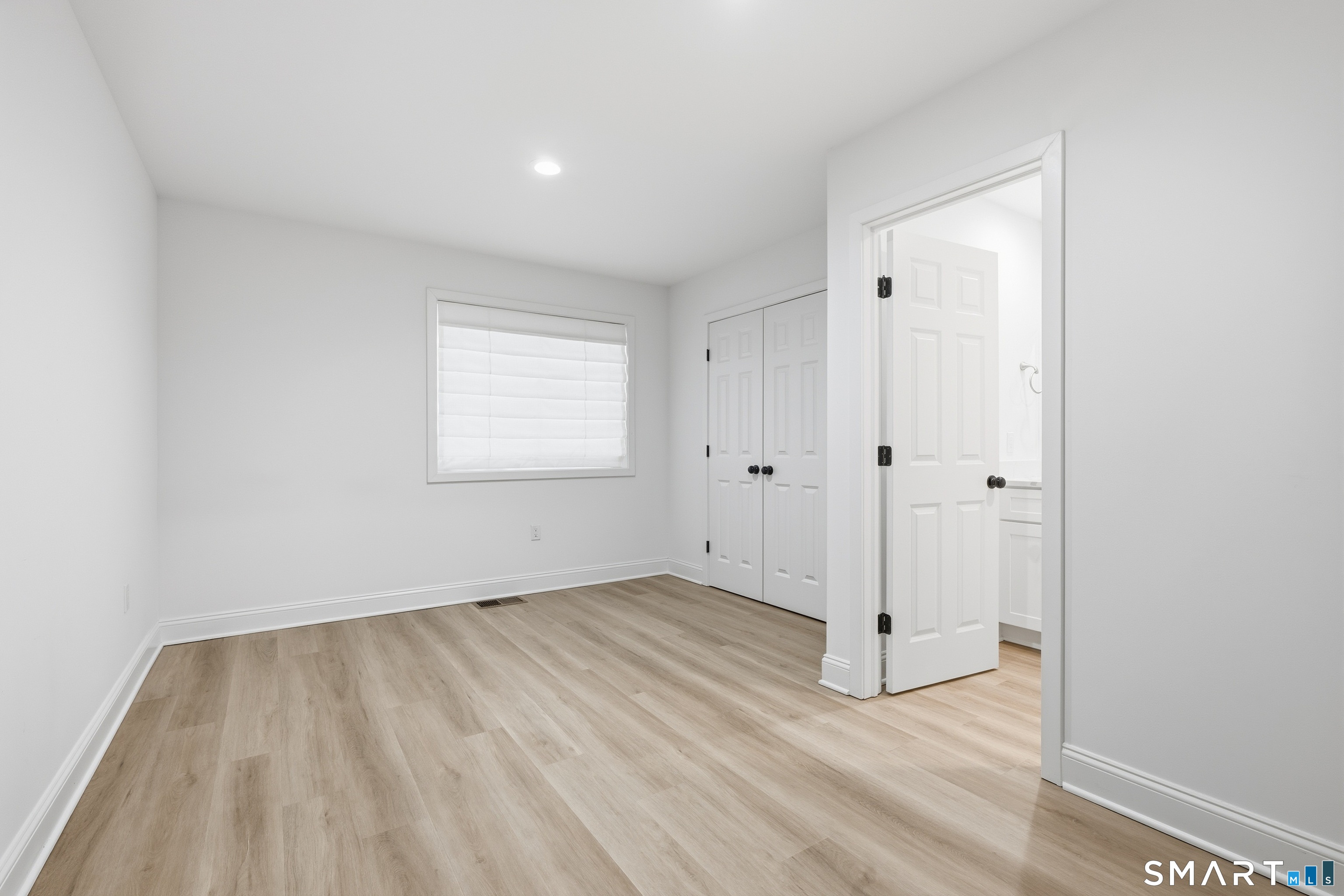 33 Main Street, Unit 24 Meriden, CT 06451 - Photo 10 of 28