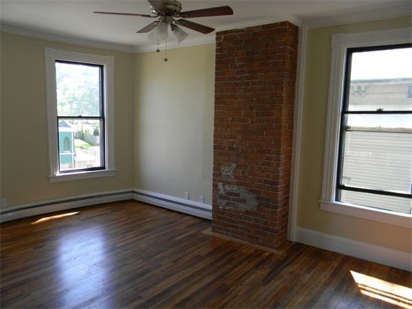 62 Bay Street Springfield, MA 01109 - Photo 12 of 24