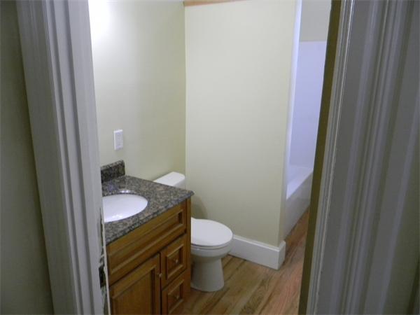 62 Bay Street Springfield, MA 01109 - Photo 14 of 24