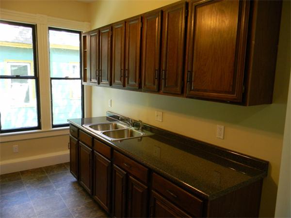 62 Bay Street Springfield, MA 01109 - Photo 17 of 24