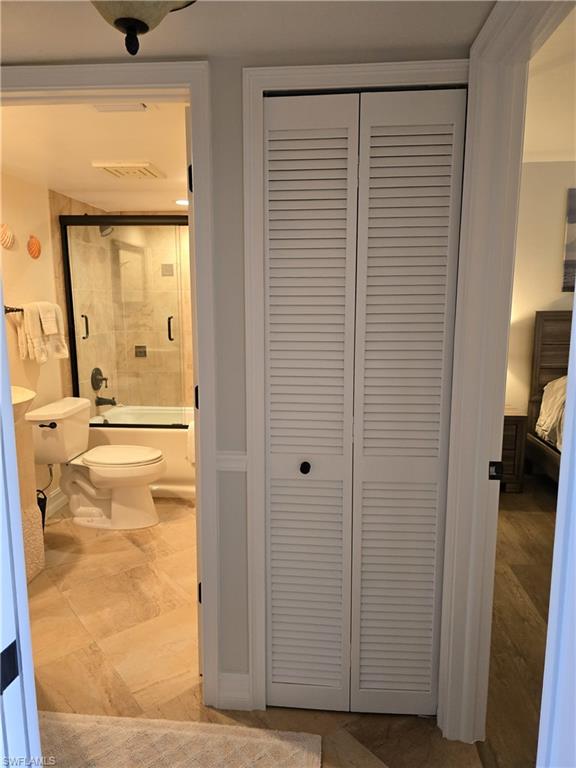 7119 Lakeridge View Court, Unit 302 Fort Myers, FL 33907 - Photo 11 of 44 a view of a bathroom with a tub