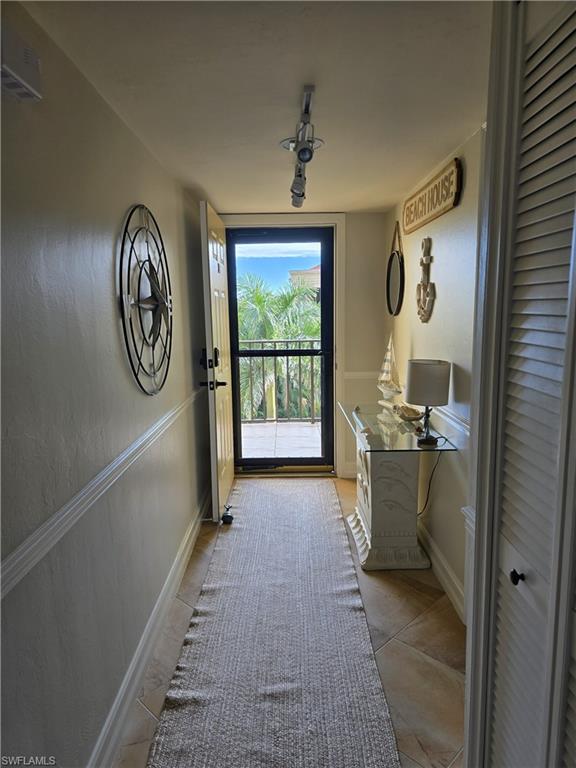 7119 Lakeridge View Court, Unit 302 Fort Myers, FL 33907 - Photo 3 of 44 a very nice looking room with a large window