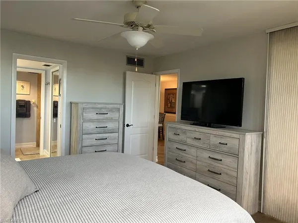 $2,400 | 7119 Lakeridge View Court, Unit 302, Fort Myers, FL 33907