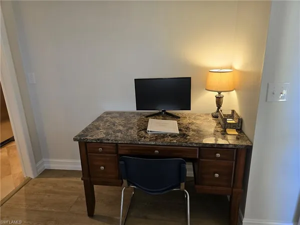 $2,400 | 7119 Lakeridge View Court, Unit 302, Fort Myers, FL 33907