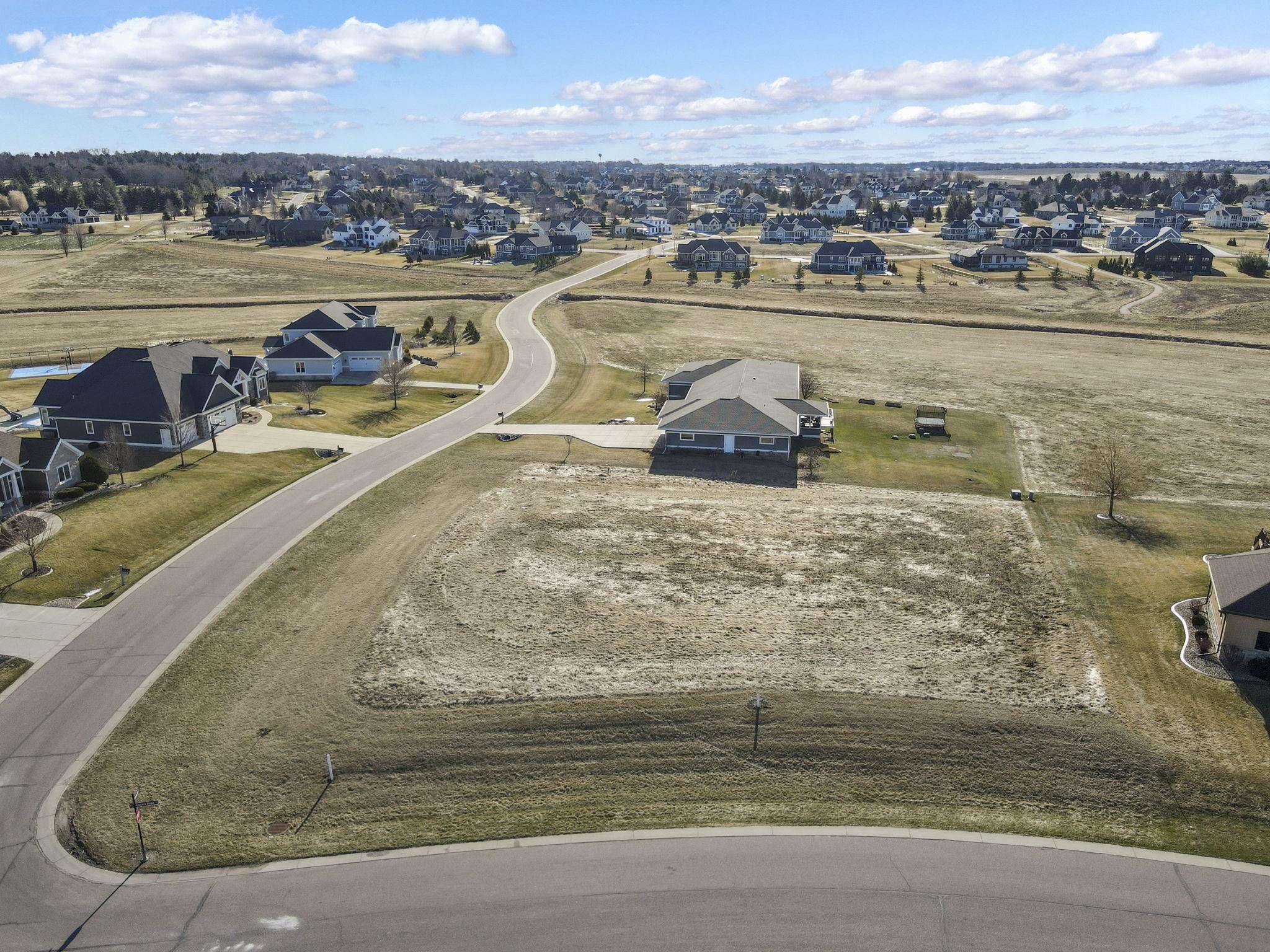 L16 Covered Bridge Sun Prairie, WI 53590 - Photo 2 of 17