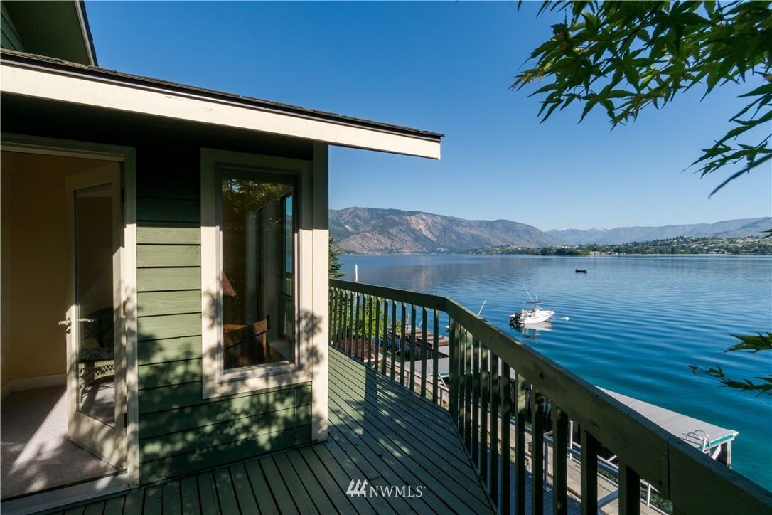 4250 South Lakeshore Road Chelan, WA 98816 - Photo 18 of 25 Gallery Image 18
