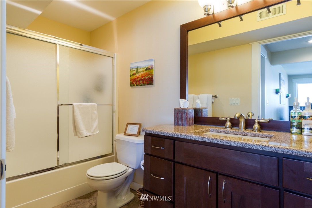 4250 South Lakeshore Road Chelan, WA 98816 - Photo 25 of 25 Gallery Image 25