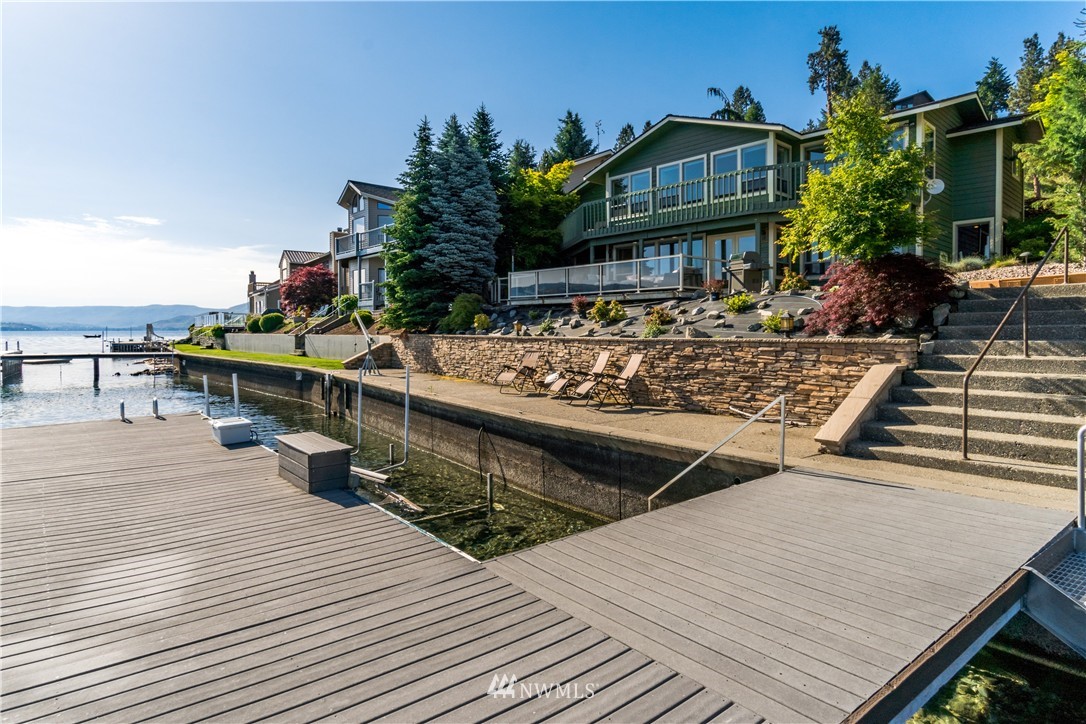 4250 South Lakeshore Road Chelan, WA 98816 - Photo 7 of 25 Gallery Image 7