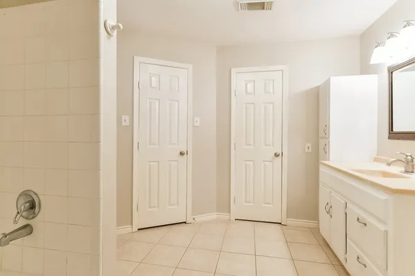$1,940 | 13207 Pebblewalk Circle South, Houston, TX 77041