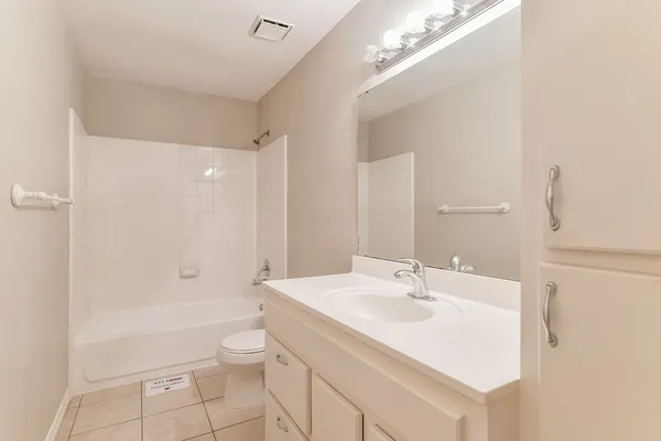 $1,940 | 13207 Pebblewalk Circle South, Houston, TX 77041